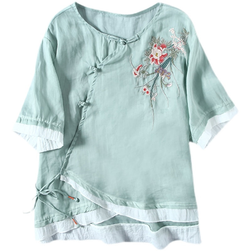 Gracefully Styled Blouse for Any Occasion