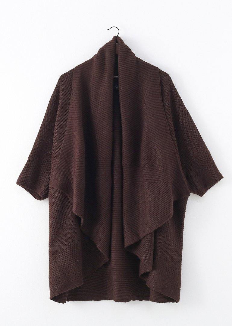 Beautifully Finished Sweater in a Timeless Design