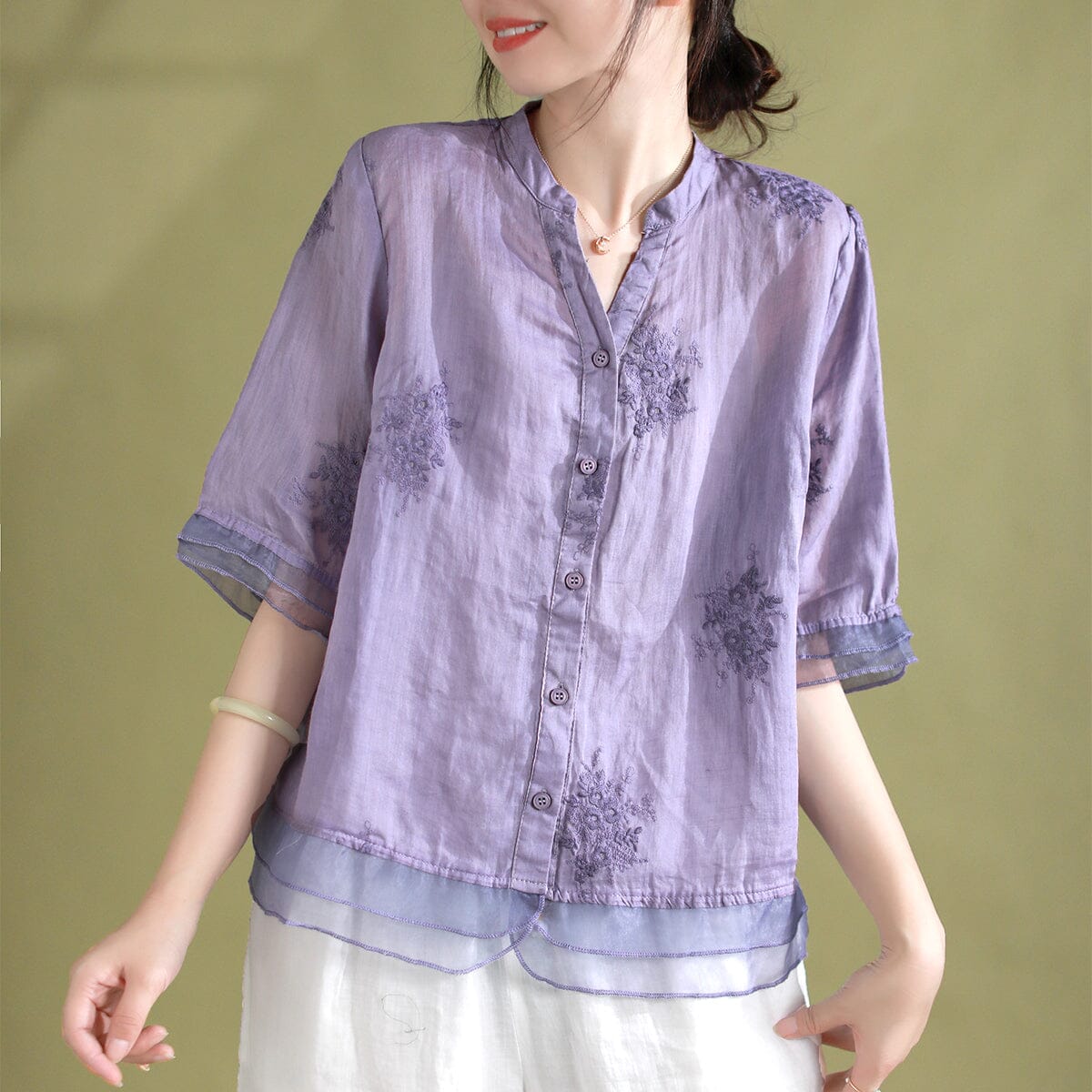 Elegantly Styled Blouse for Everyday Wear