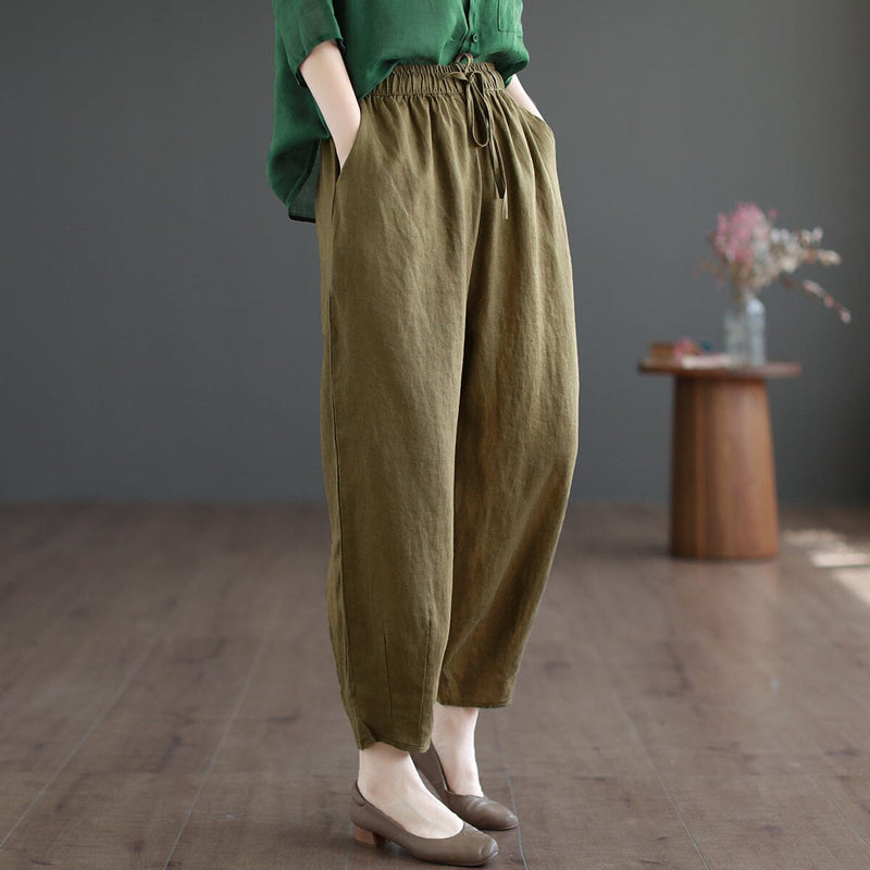 Classic Vintage Pants with a Flattering Fit