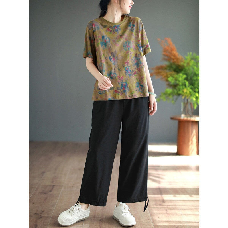 Effortlessly Elegant T-Shirt with a Timeless Design