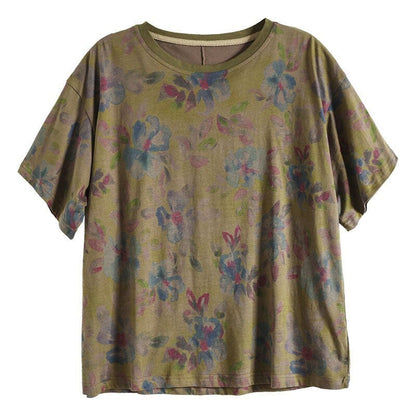 Effortlessly Elegant T-Shirt with a Timeless Design