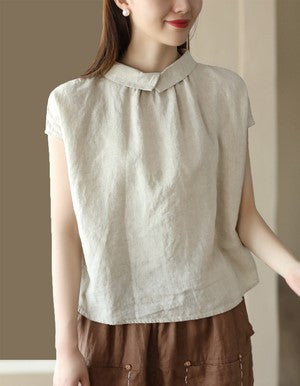 Effortlessly Elegant Top with a Timeless Design